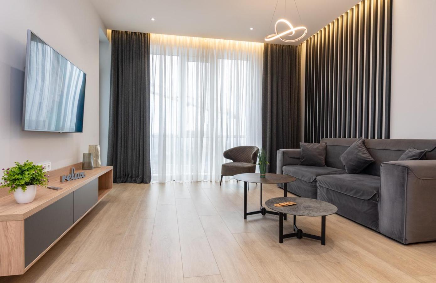 Royal Tower Residence Big Vip Apartment In Center Floor 27 Kijów Zewnętrze zdjęcie
