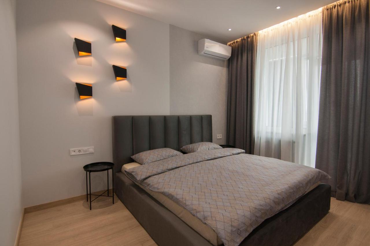 Royal Tower Residence Big Vip Apartment In Center Floor 27 Kijów Zewnętrze zdjęcie
