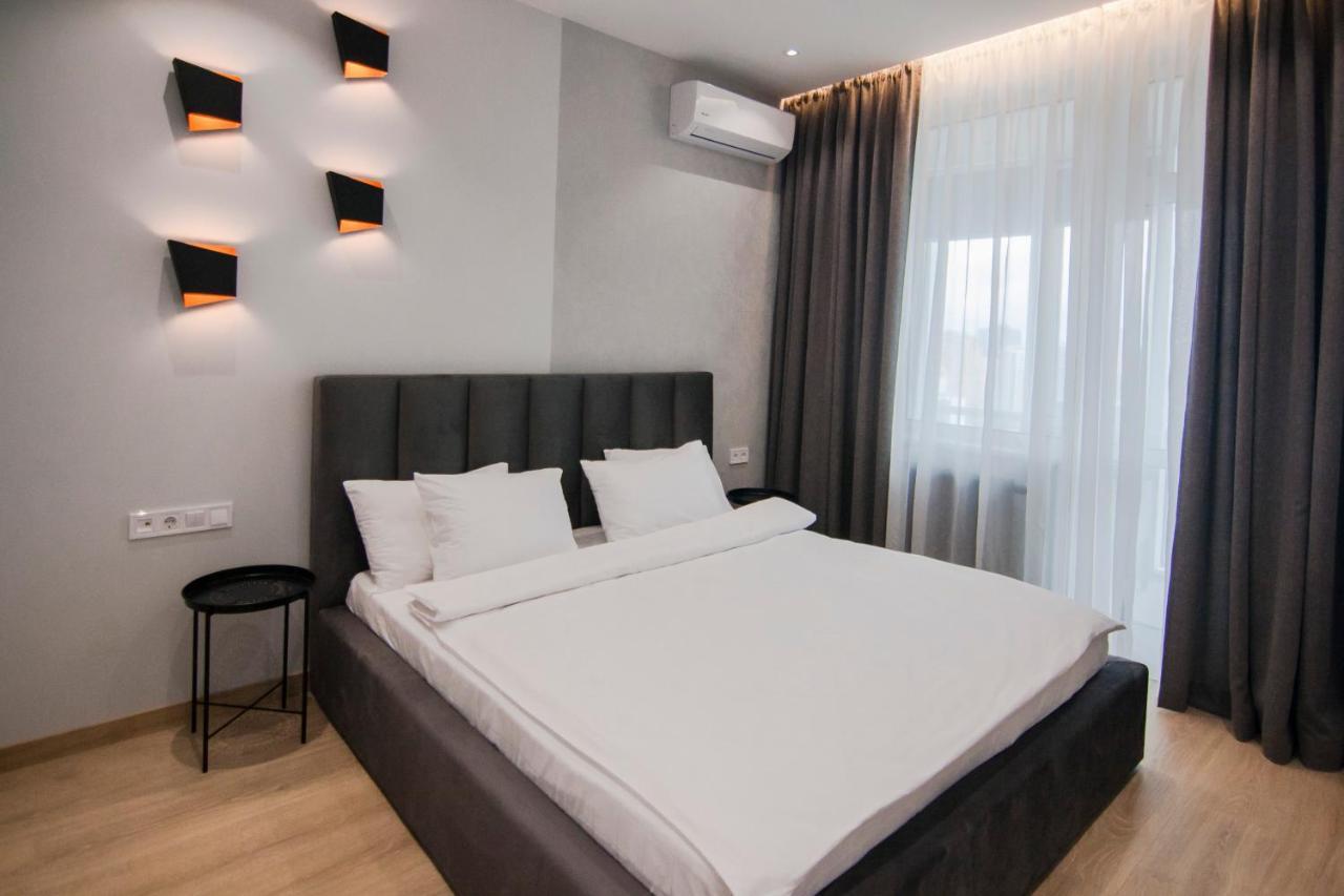 Royal Tower Residence Big Vip Apartment In Center Floor 27 Kijów Zewnętrze zdjęcie